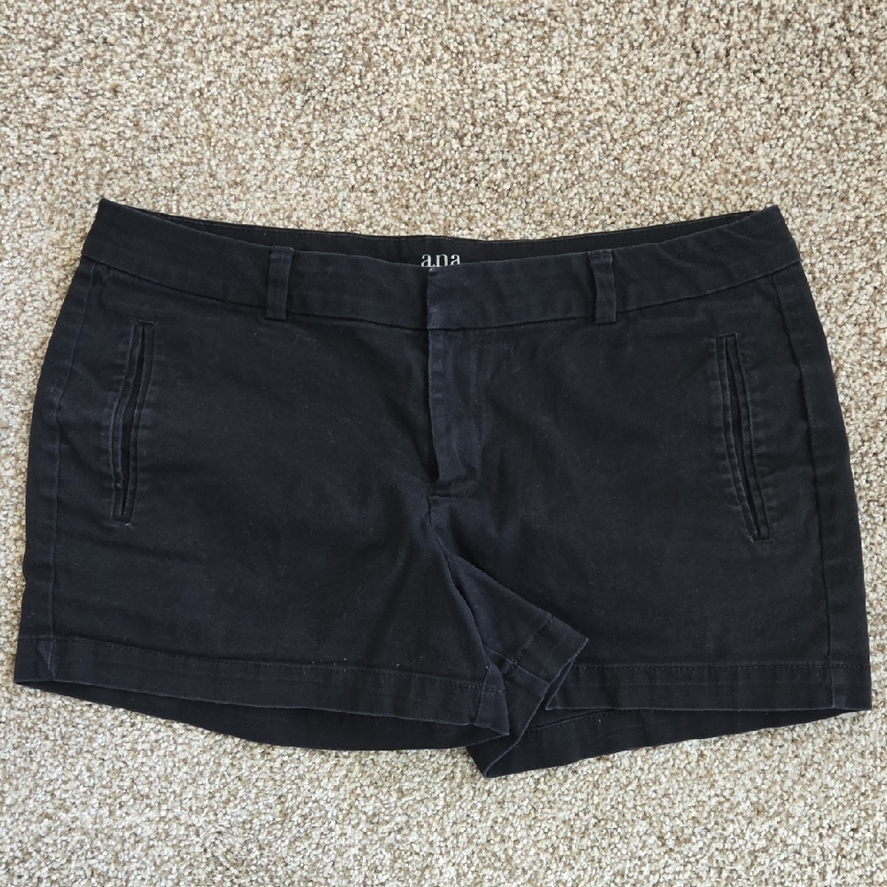 a.n.a Women's Black Shorts